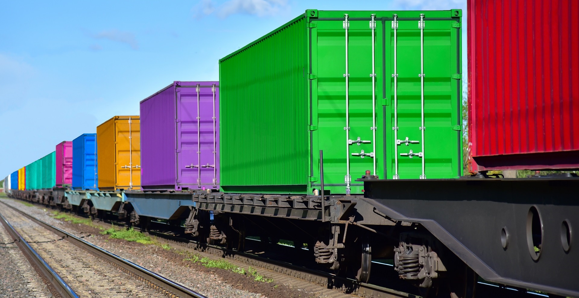 «Цифровой приемосдатчик» отправил первые контейнеры в путь