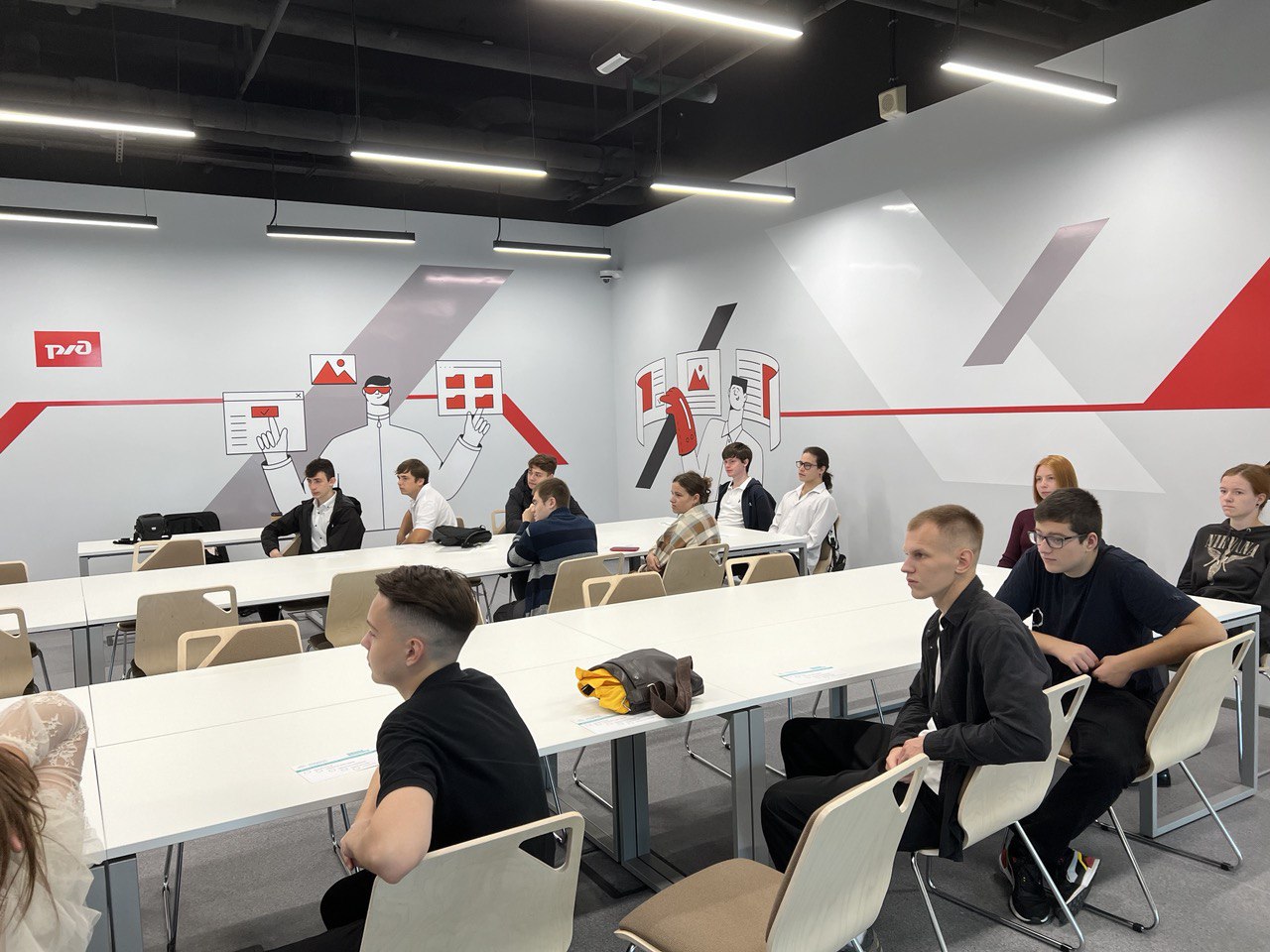 Лаборатория интерфейсов будущего открылась в колледже «Сириуса»